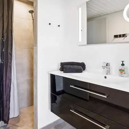 5 Star In Норборг