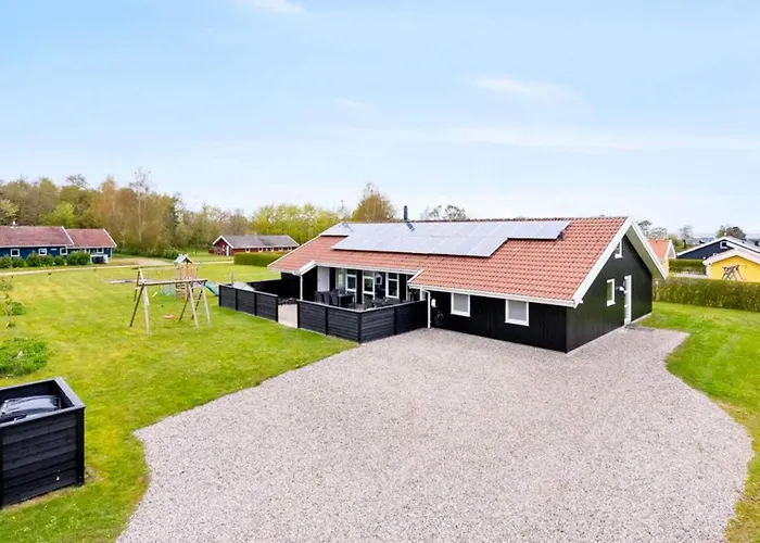 Дом отдыха Luxury Retreat With Pool - By Traum *