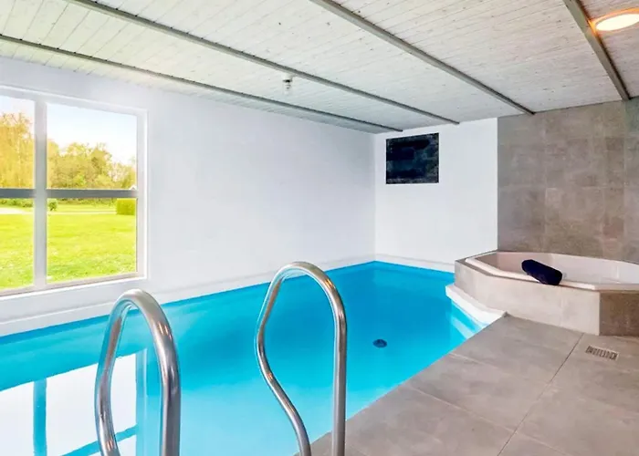 Luxury Retreat With Pool - By Traum Дом отдыха *